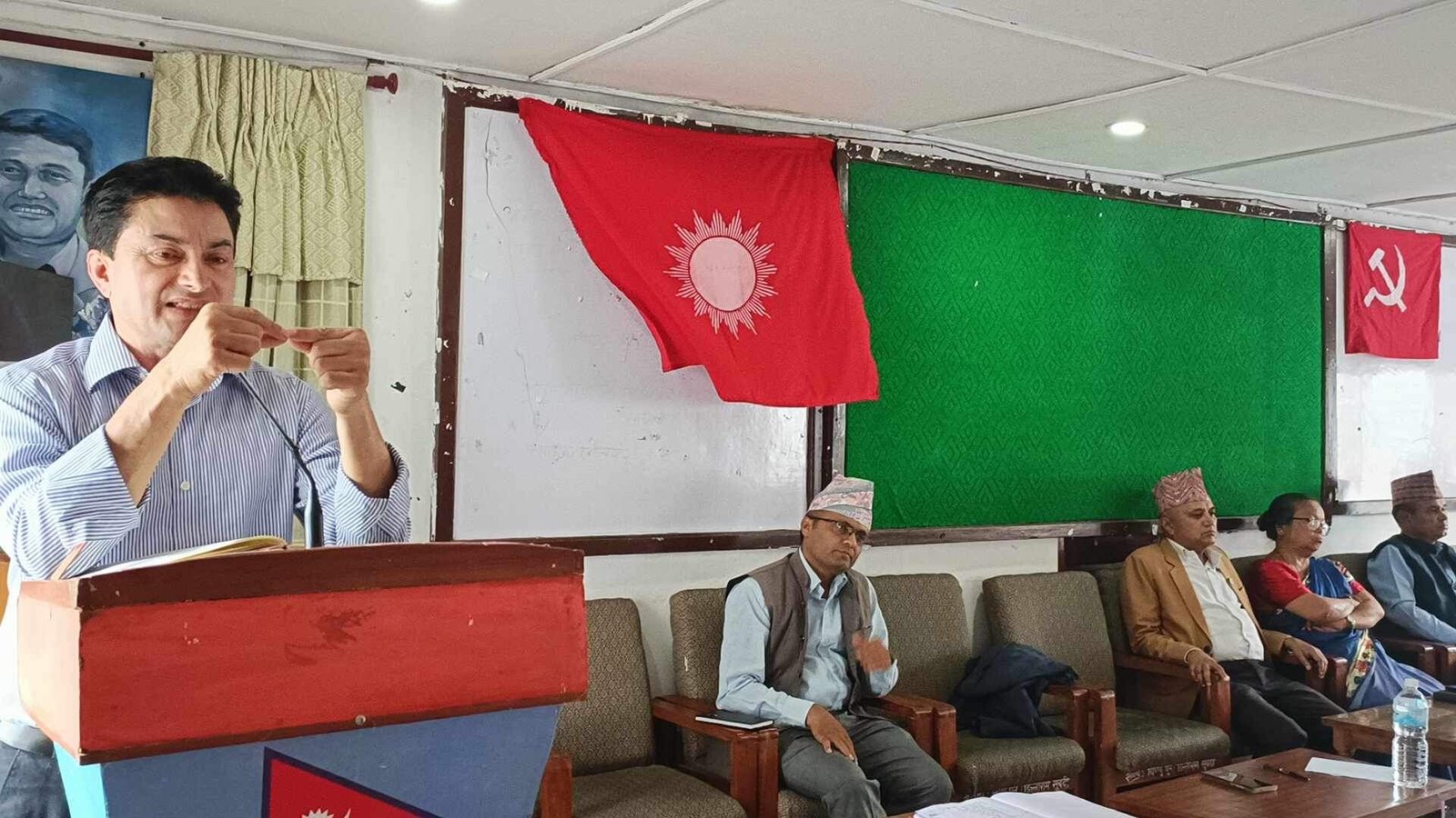 एमाले गण्डकी प्रदेशको बैठक:संगठनात्मक अराजकता र स्वेच्छाचारीताले पार्टी सबल हुदैन
