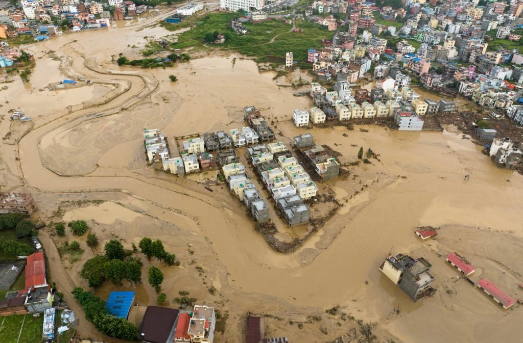बाढी र पहिरोका कारण देशभर ६० जनाको मृत्यु,६४ जना बेपत्ता