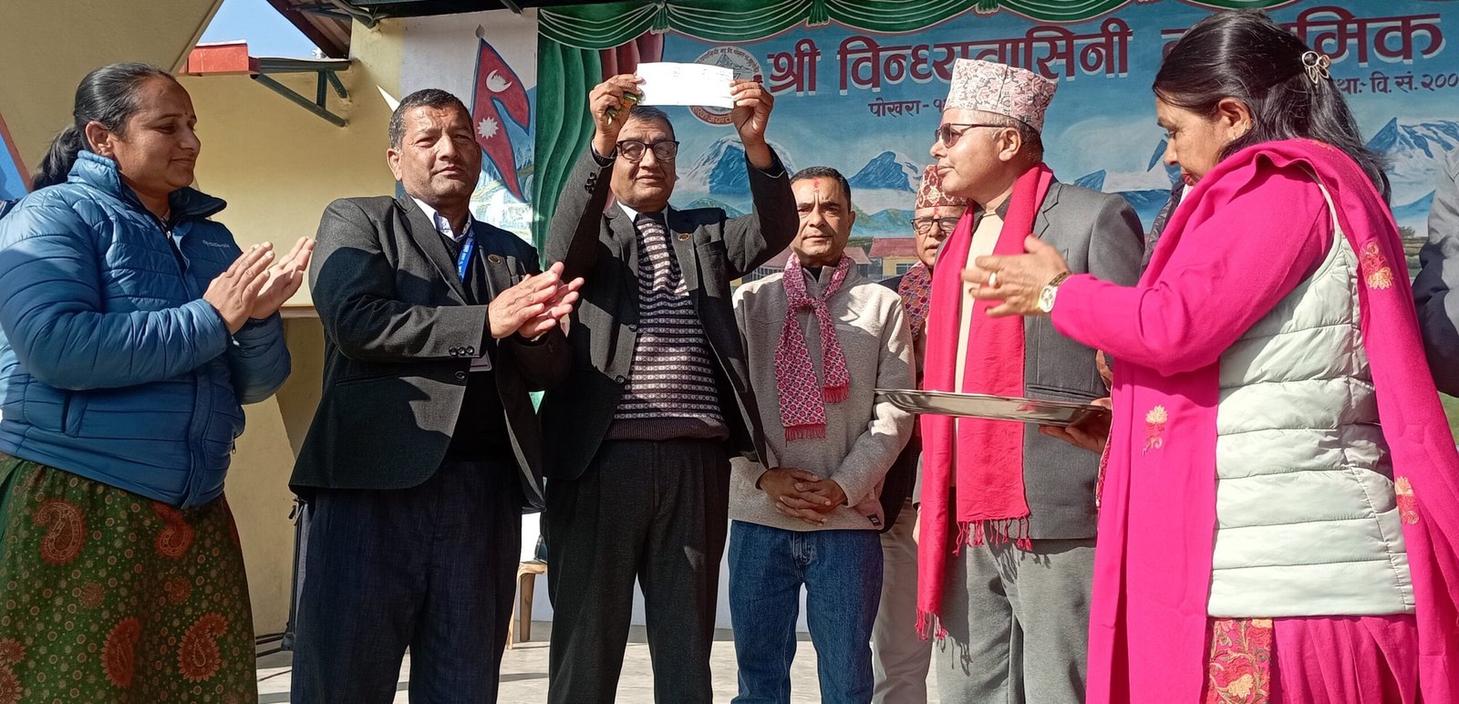 शिक्षासेवी वसन्त तिमिल्सीनाद्वारा दुई लाख रुपैयाको अक्षयकोष स्थापना