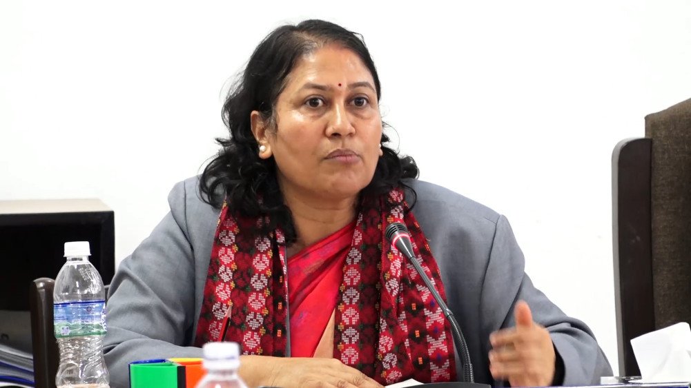 शिक्षामन्त्री भट्टराईले दिइन् राजीनामा