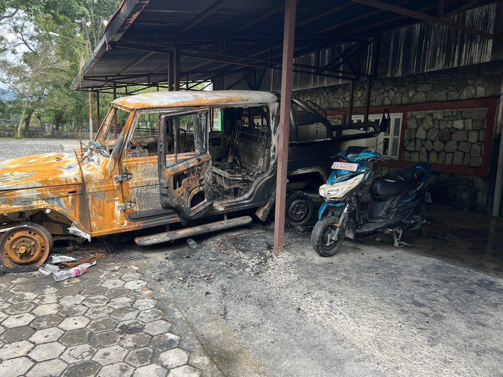 गण्डकीमा ४३ चारपांग्रे र १०२ दुईपांग्रे सवारी साधनमा आगजनी, मन्त्रालय र कार्यालयहरुको सेवा सुरु गर्न केही समय लाग्ने